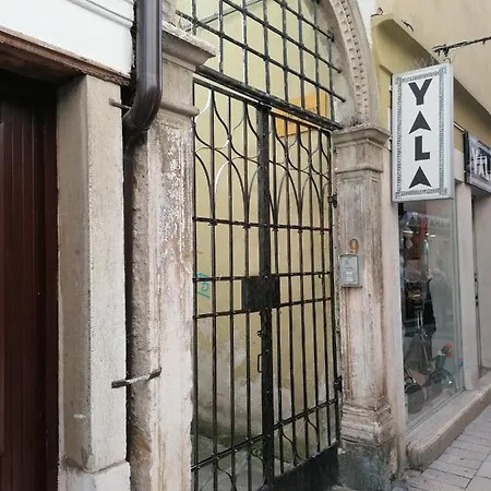 Lägenhet Apartma Olivieri